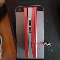 Samsung lipstick  phone