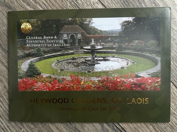 2005 Ireland Central Bank Uncirculated Coin Set Heywood Gardens, Co. Laois.