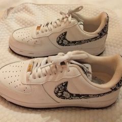 Mens Nike Trainers-size 8.5 Uk/eu 42