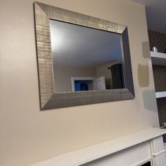 Gold mirror