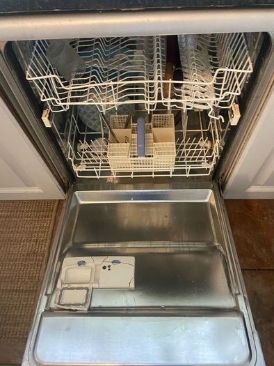 Hotpoint dishwasher silver