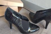 new ankle shoes size 3