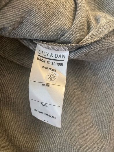 Lily & Dan grey skirt (new) age 9-10