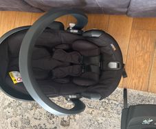 Be safe infant car seat ( iZi Go Modular )with ISOFix base