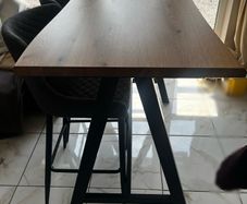 Breakfast Bar & Stools