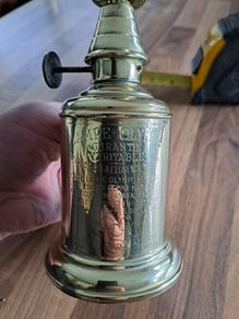 Oil lamp