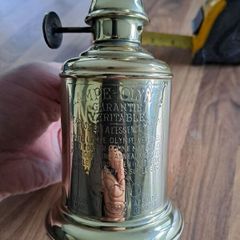 Oil lamp