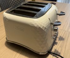 delonghi toaster