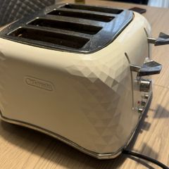 delonghi toaster