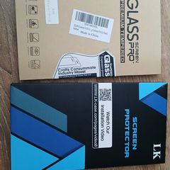 Screen protectors for Samsung Galaxy S10