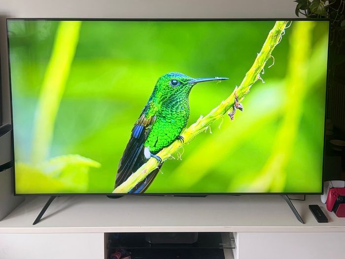 Samsung 65" 4K UHD Smart TV - Excellent Condition