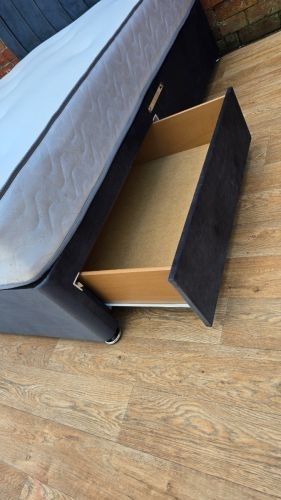 Double Bed And Mattress Having Headboard