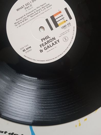 Phil Fearon & Galaxy 12" - What Do I Do?