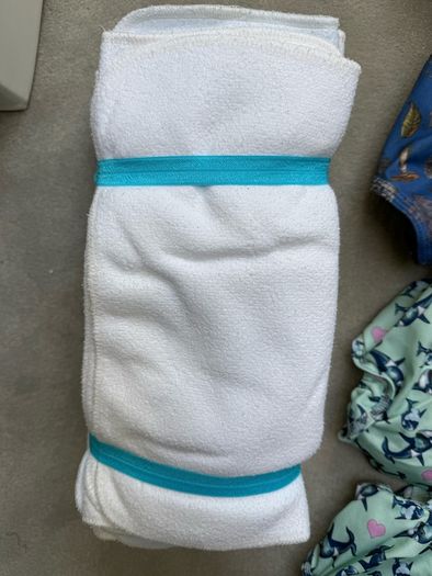 LittleLamb Size 2 Pocket Cloth Nappies and 20 bamboo inserts