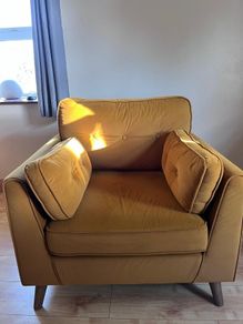 Beautiful three piece suite for sale