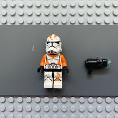 lego star wars sw0522 Clone Trooper, 212th Attack Battalion (Phase 2) minifigure - Orange Arms, Dirt Stains, Scowl