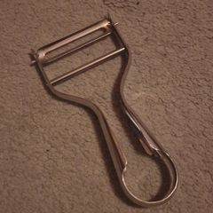 Stainless Steel Peeler
