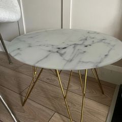 Coffee tables nest
