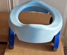 Portable potty and toilet trainer seat. Disposable Liners. Potette Plus 2-in-1