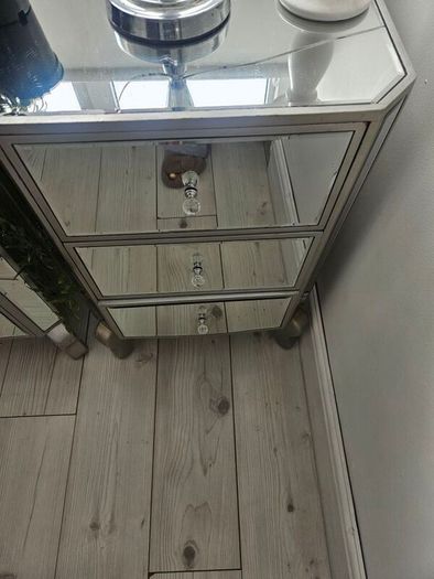 Mirrored bedside lockers