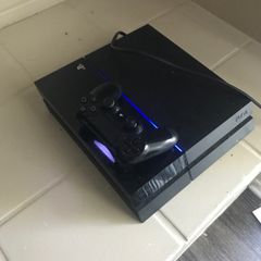 ps4 original with 1 controller,cables.