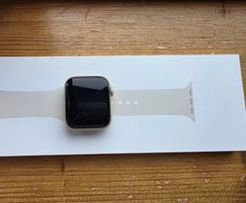 Apple Watch SE 3 (GPS + Cellular) 40mm