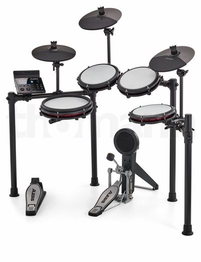 Alesis Nitro Max and Vintage Stage Mat