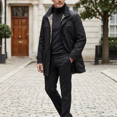 Stunning Burberry Men's Black Lined Coat Jacket