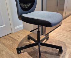 Office desk and chair