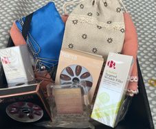 2 Beauty Hampers