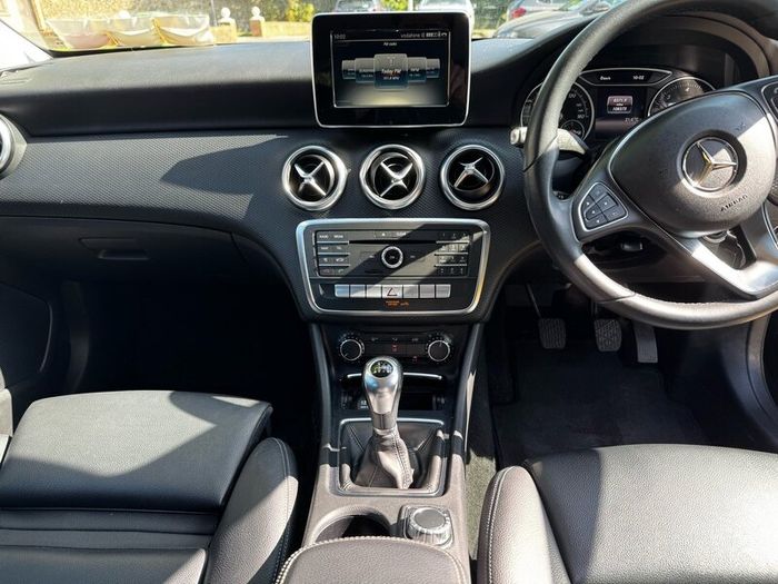 Mercedes Benz A class 2016 180D Manual