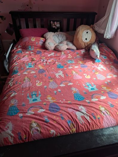 King size bed