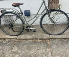 high nelly ladies bicycle