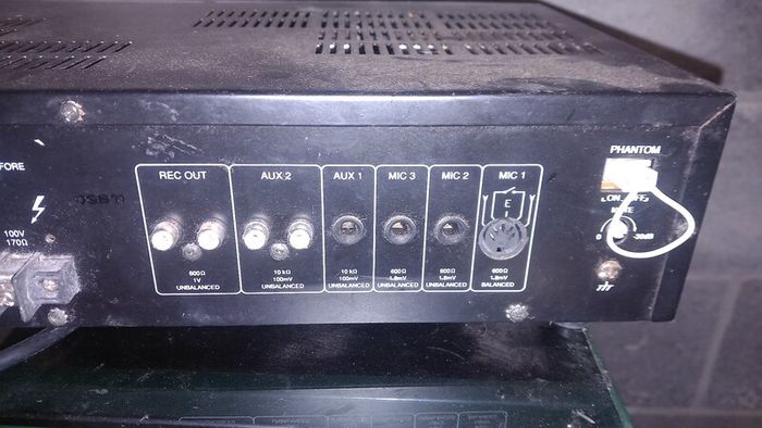 TOA PA amplifier A 1061