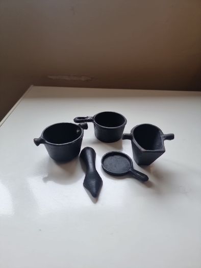 Mini Crescent CAST IRON Stove/Oven with stove items