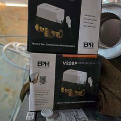 2 X 28mm 2 port compression motorised valves