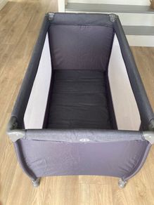 Travel cot