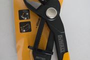 Dewalt grips
