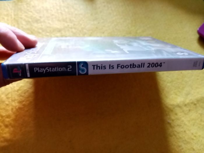 This is Football PlayStation 2 ps2 games Original