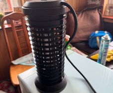 Electric fly and. Bug zapper