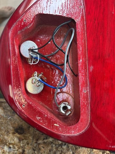 epiphone bass guitar