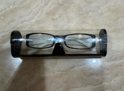 Reading glasses +2 with case