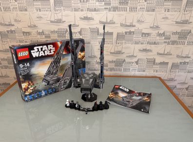 Lego 75104 Kylo Rens Command Shuttle with display stand