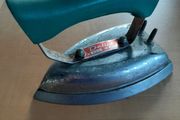 Vintage iron 'Delux'
