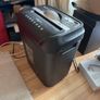 Amazon Basics 12-sheet paper shredder Image 3