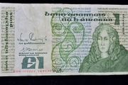 Ireland 1989 Queen Medb (KDK) 1 Pound Banknote