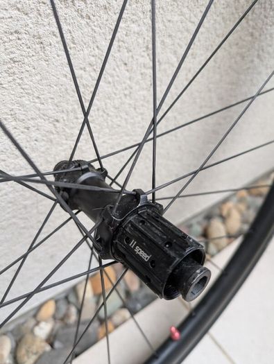 Novatec 38 mm carbon clincher