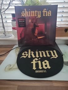Fontaines dc Skinty fia yellow vinyl and skinty fia turntable slipmat