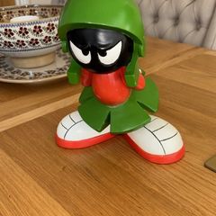Looney Tunes Marvin the Martian Big Figurine