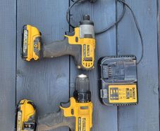 dewalt 10.8 v